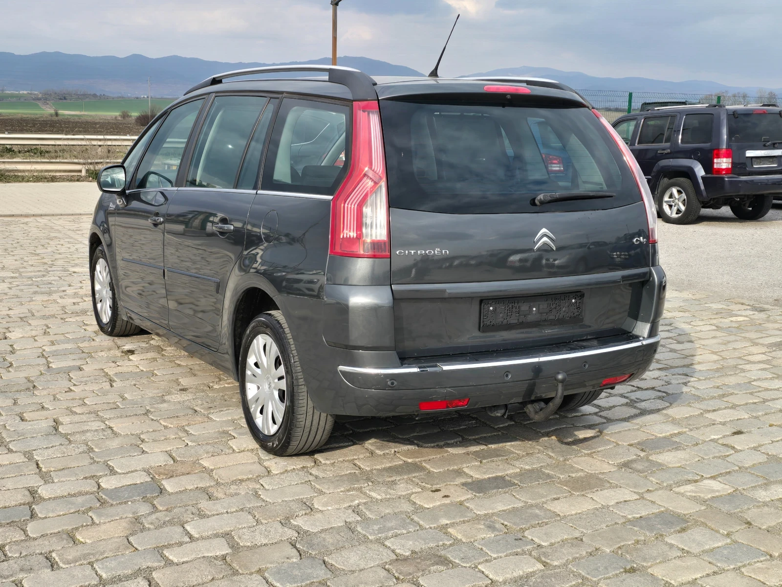 Citroen C4 Picasso 1.6HDI 112кс 7 места ЕВРО 5, снимка 6 - Автомобили и джипове - 53147604