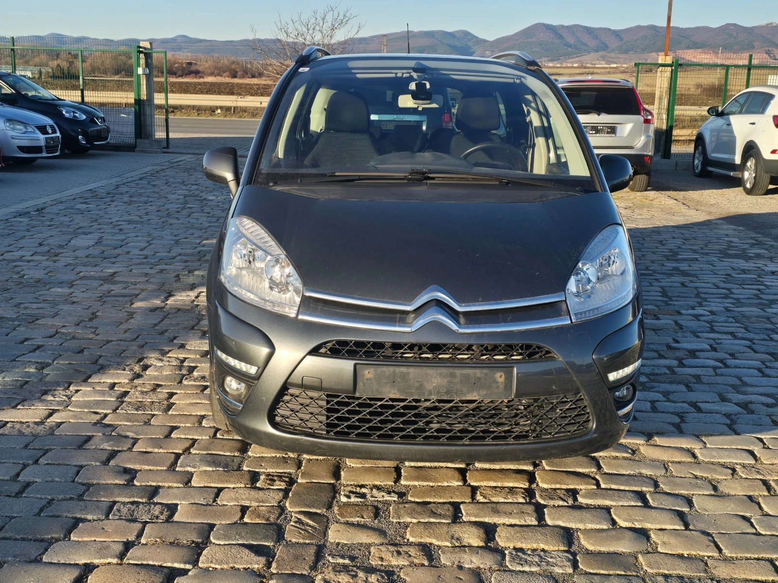 Citroen C4 Picasso 1.6HDI 112кс 7 места ЕВРО 5 - изображение 2