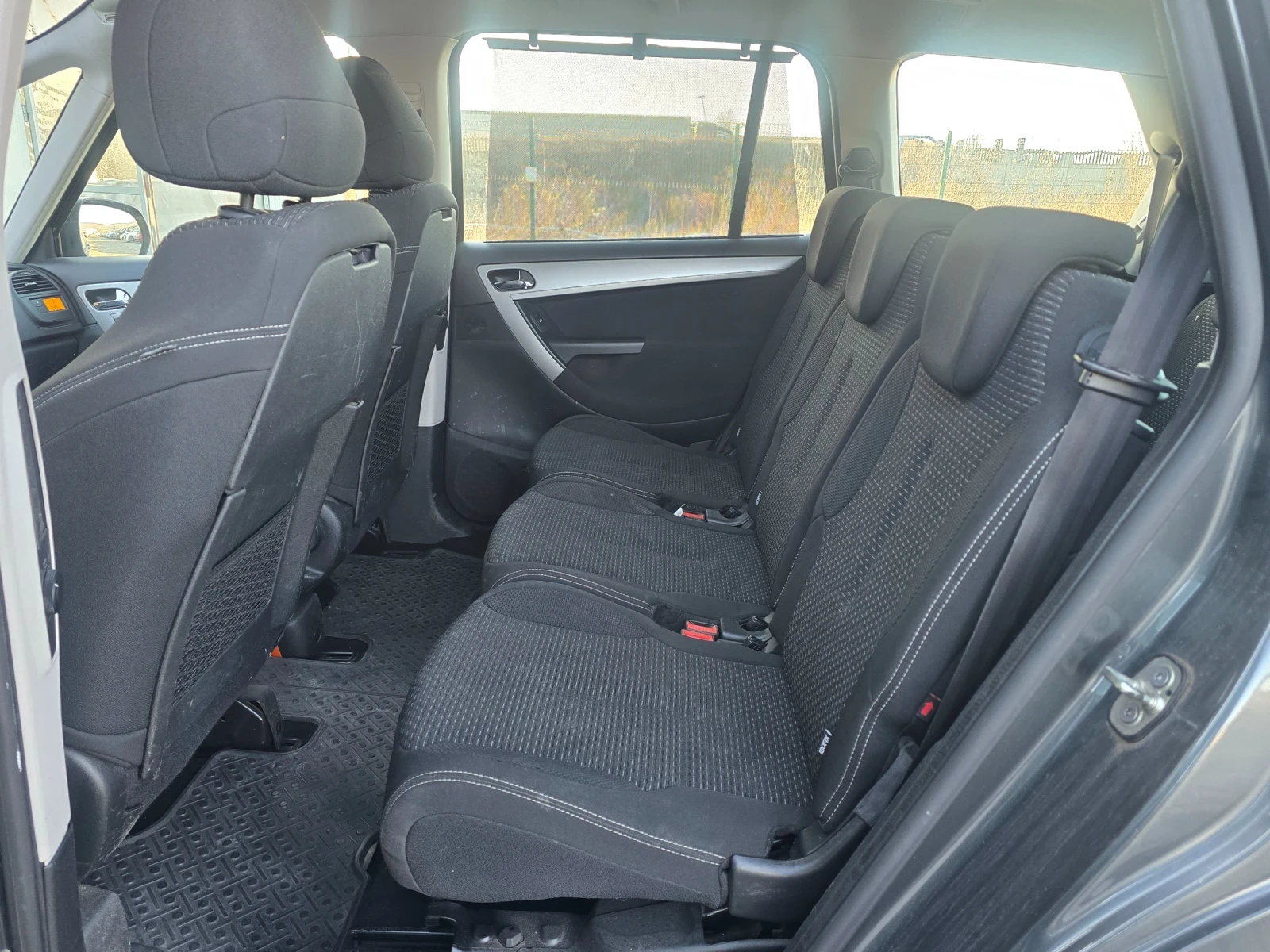 Citroen C4 Picasso 1.6HDI 112�� 7 ����� ���� 5 | Mobile.bg � ����������� 13