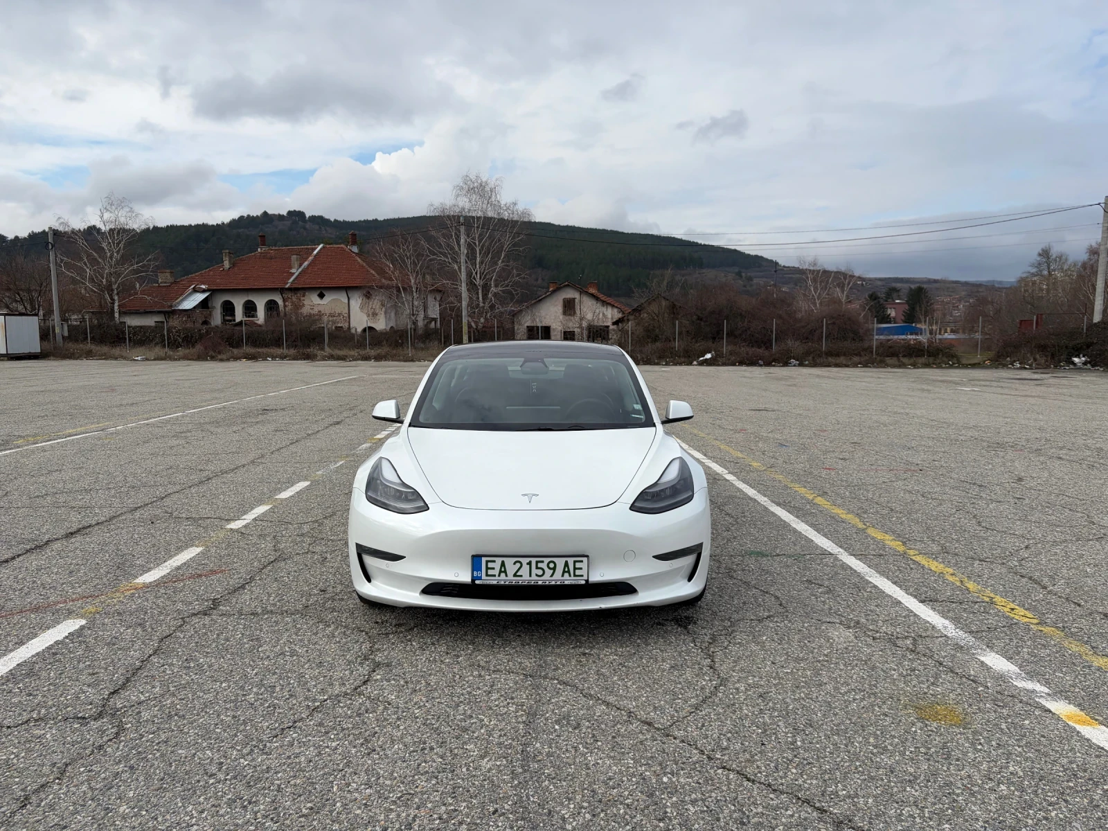 Tesla Model 3 Long Range  - изображение 2