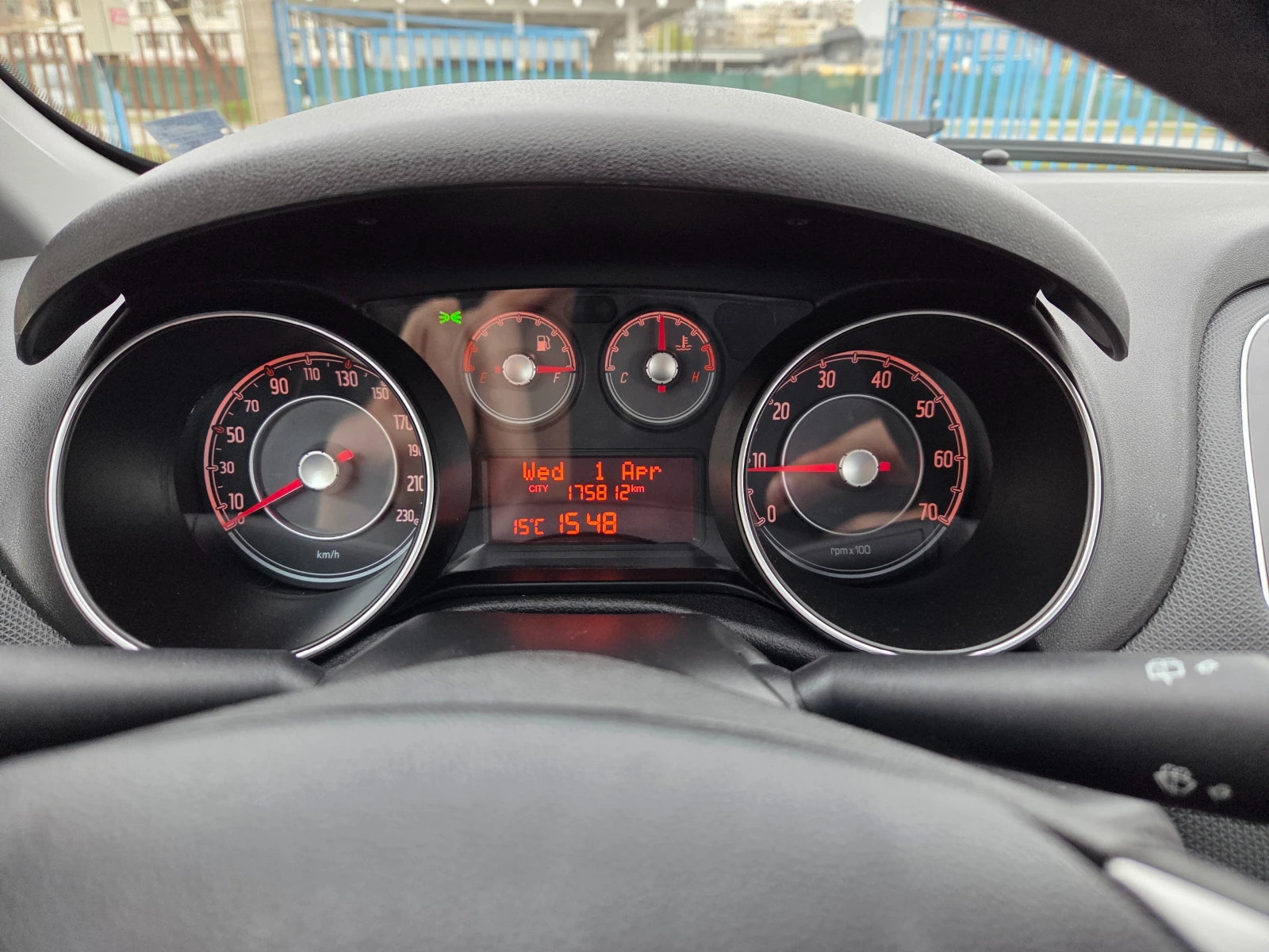 Fiat Punto III 1.2i 8V 70Hp Euro5 Start/Stop Comfort Ser.Hist, снимка 16 - Автомобили и джипове - 54057641