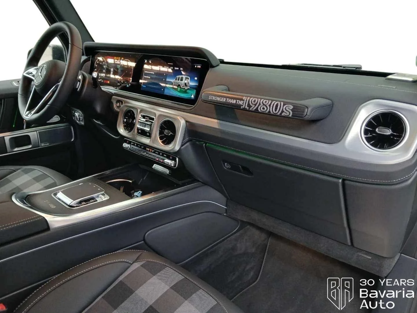 Mercedes-Benz G 450 d 4MATIC 9G-TRONIC STRONGER THAN THE 1980s 1 / 460 | Mobile.bg � ����������� 9