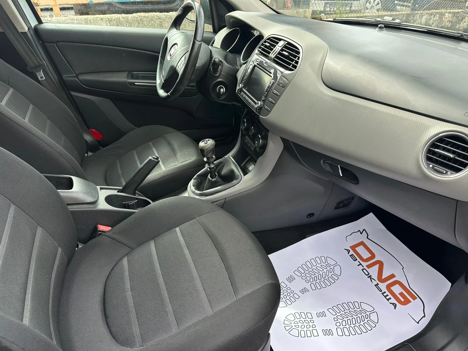 Fiat Bravo 1, 600JTDm EURO5B , снимка 9 - Автомобили и джипове - 54296186