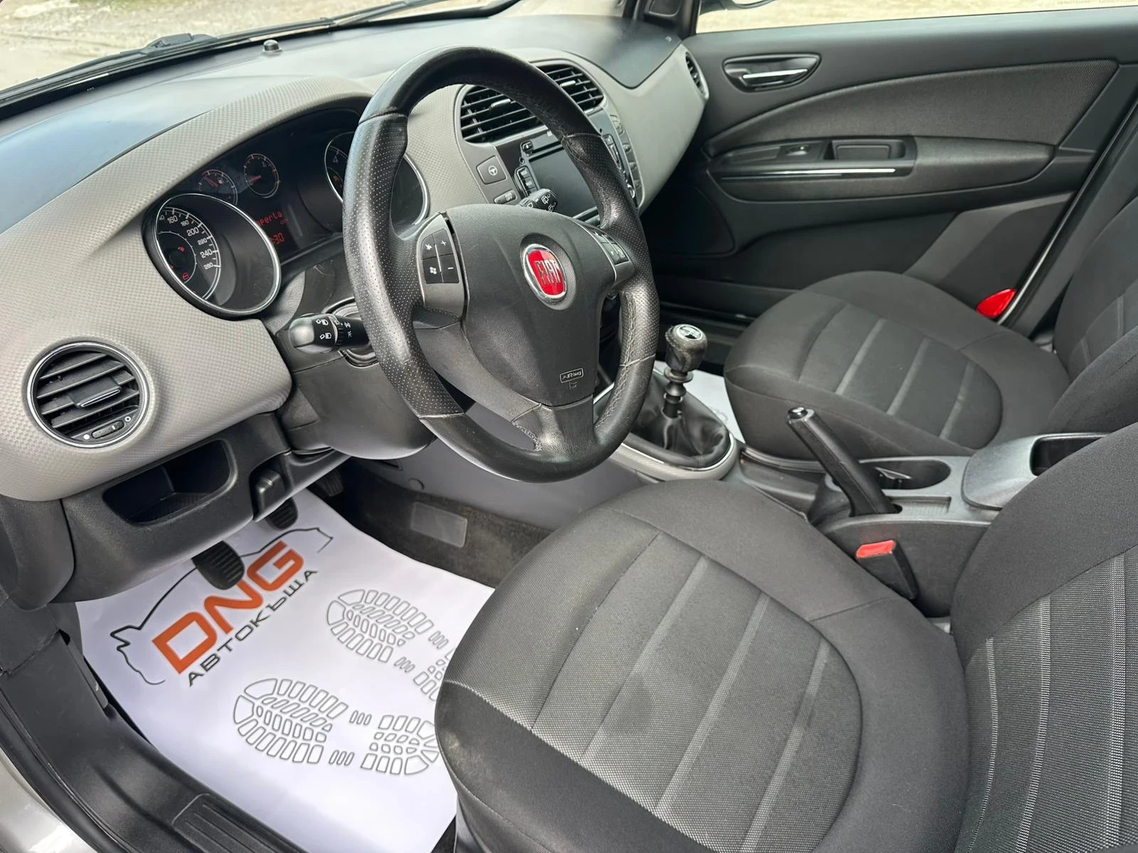 Fiat Bravo 1, 600JTDm EURO5B , снимка 8 - Автомобили и джипове - 54296186