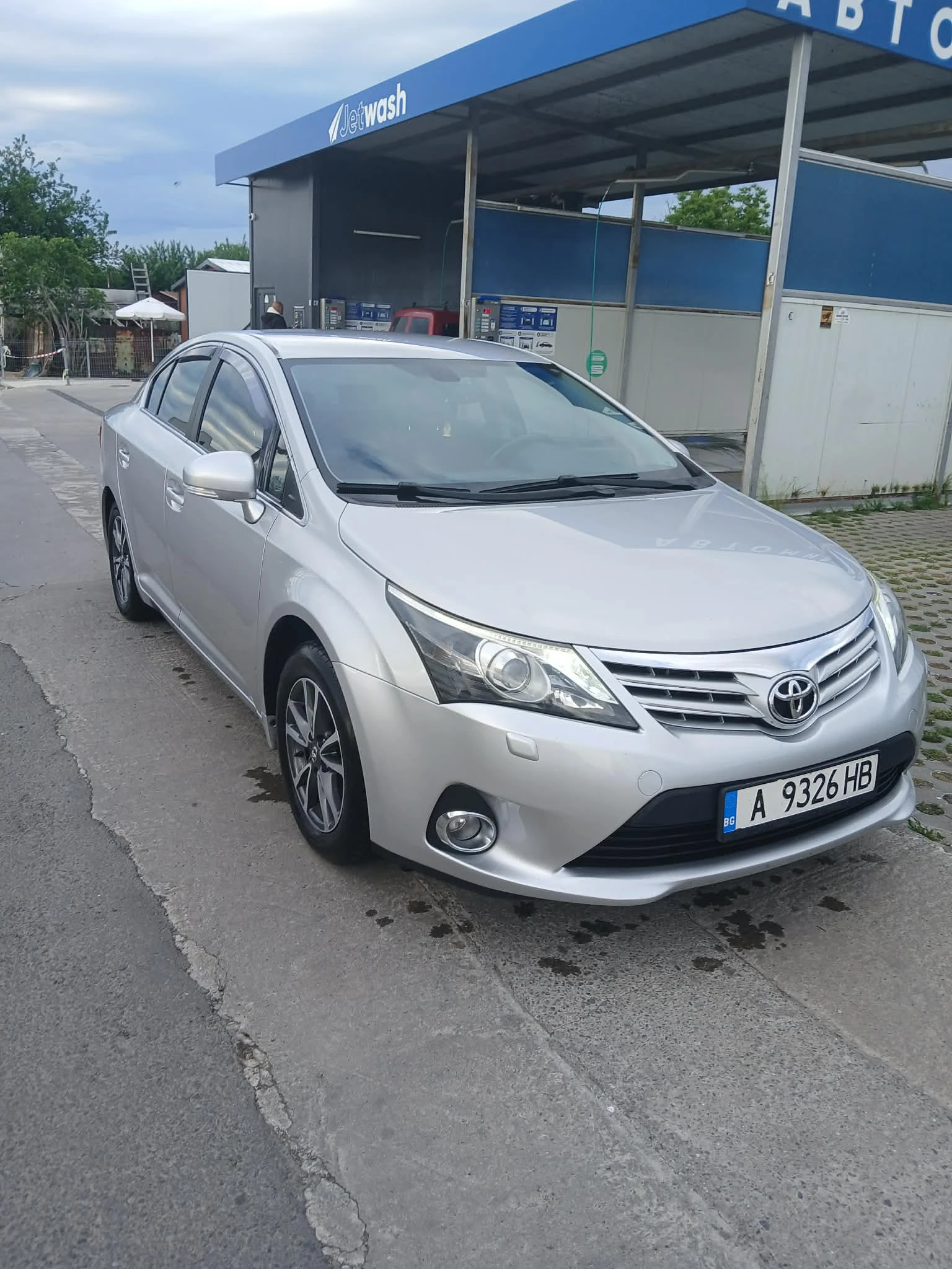 Toyota Avensis 1.8 VVTi, LPG, снимка 6 - Автомобили и джипове - 54630023