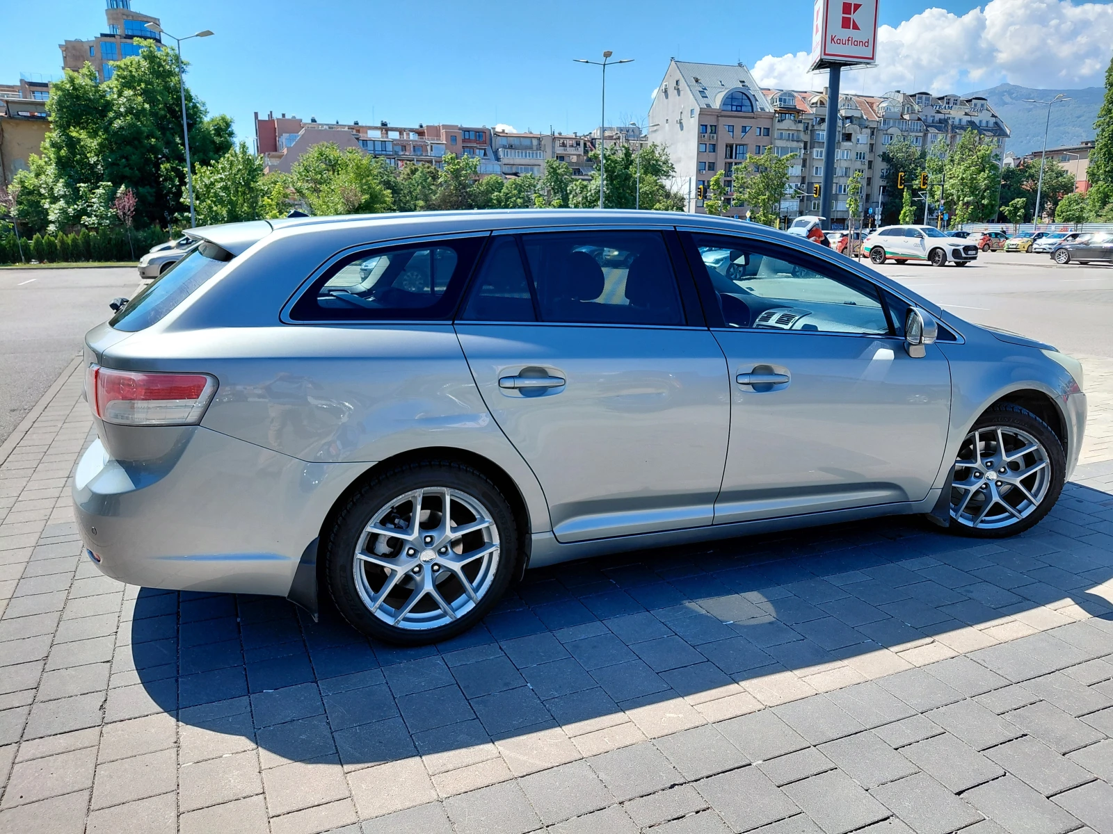 Toyota Avensis 1.8 valvematic | Mobile.bg � ����������� 3