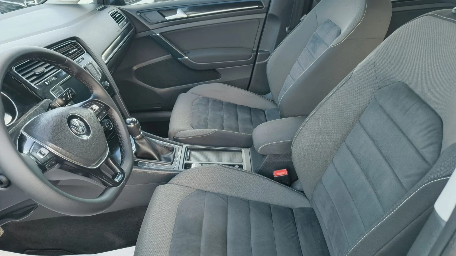 VW Golf 2.0TDI -150k.c, снимка 10 - Автомобили и джипове - 54717894