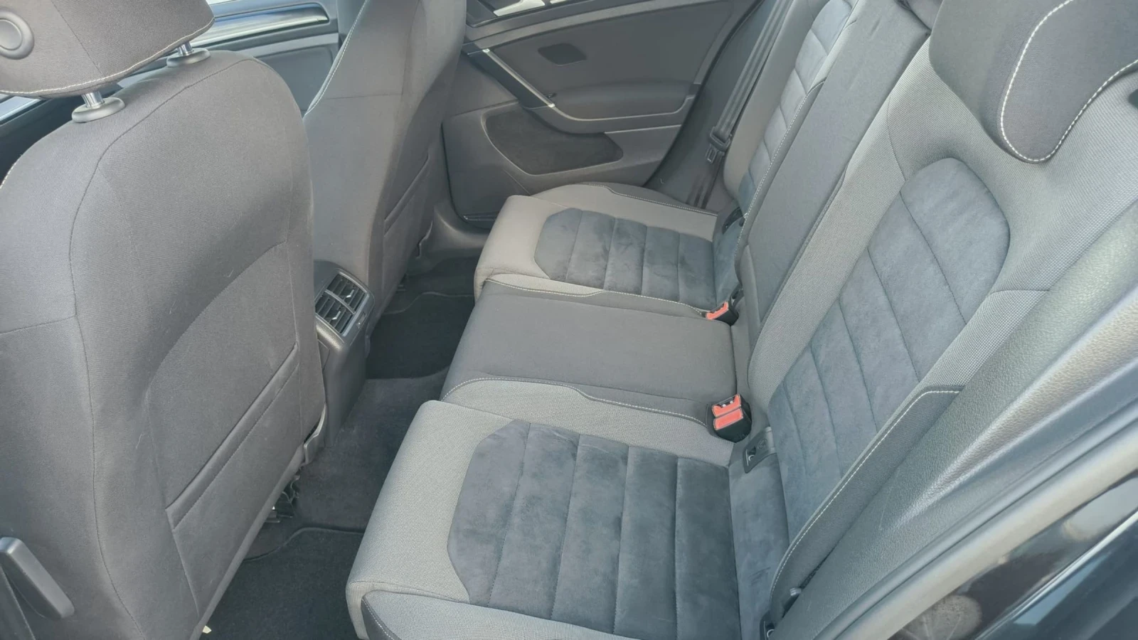 VW Golf 2.0TDI -150k.c, снимка 11 - Автомобили и джипове - 54717894