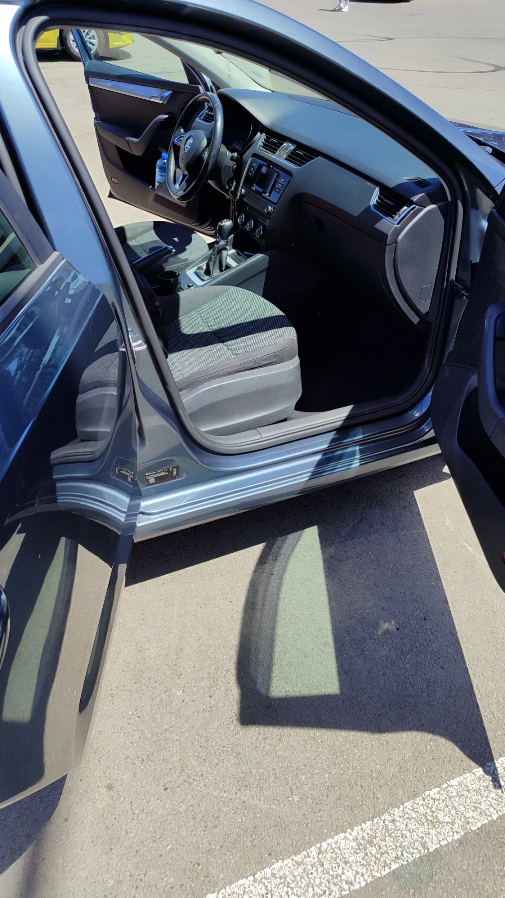 Skoda Octavia, снимка 9 - Автомобили и джипове - 54723579