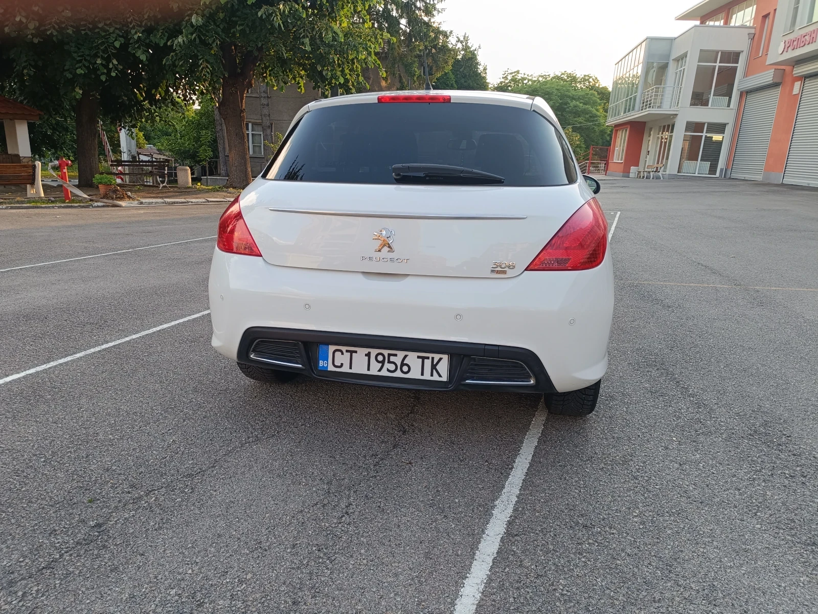 Peugeot 308 1.6 HDI, снимка 4 - Автомобили и джипове - 54812619