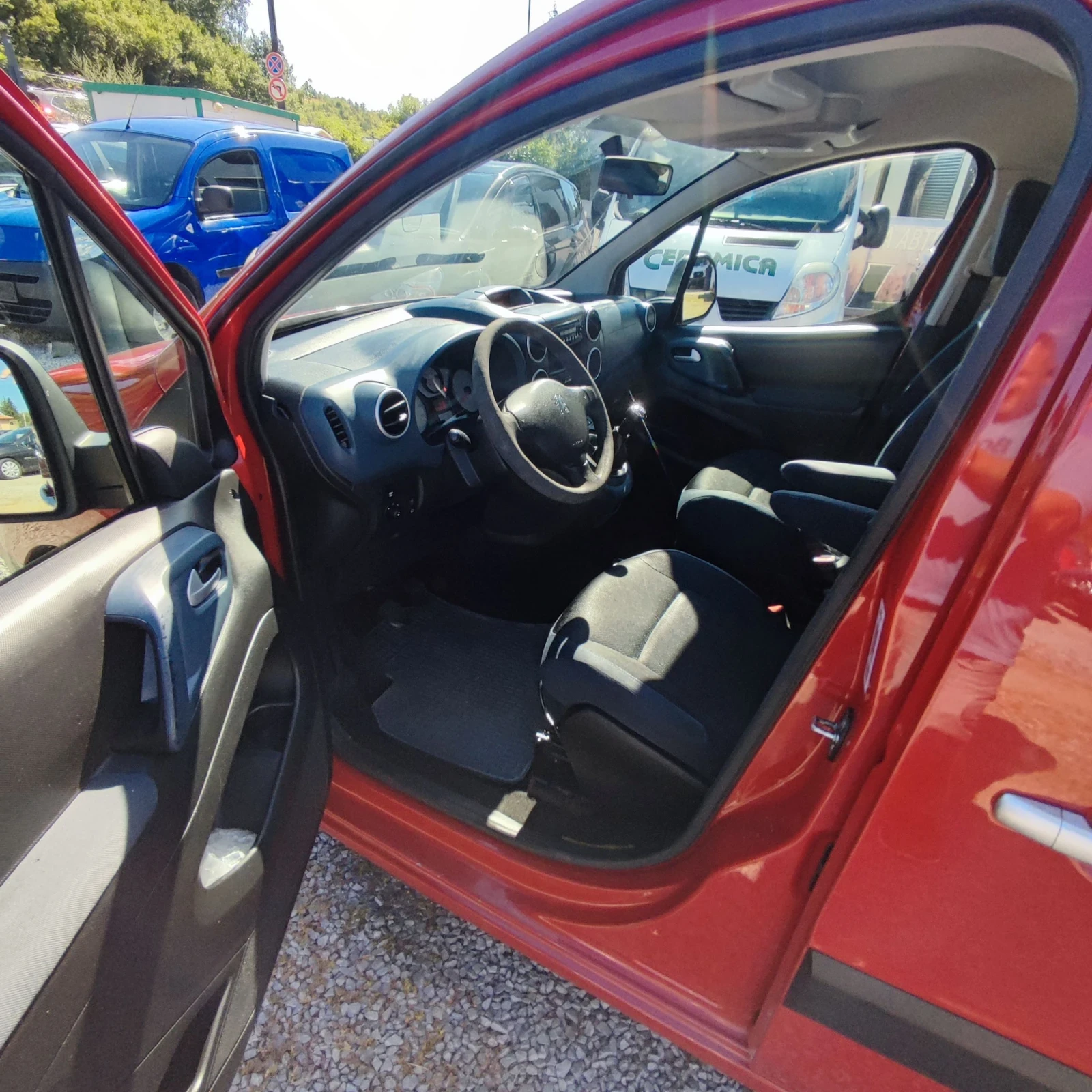 Peugeot Partner TEPEE* 1.6HDI* KLIMA* ����������* ���� 5*  | Mobile.bg � ����������� 8
