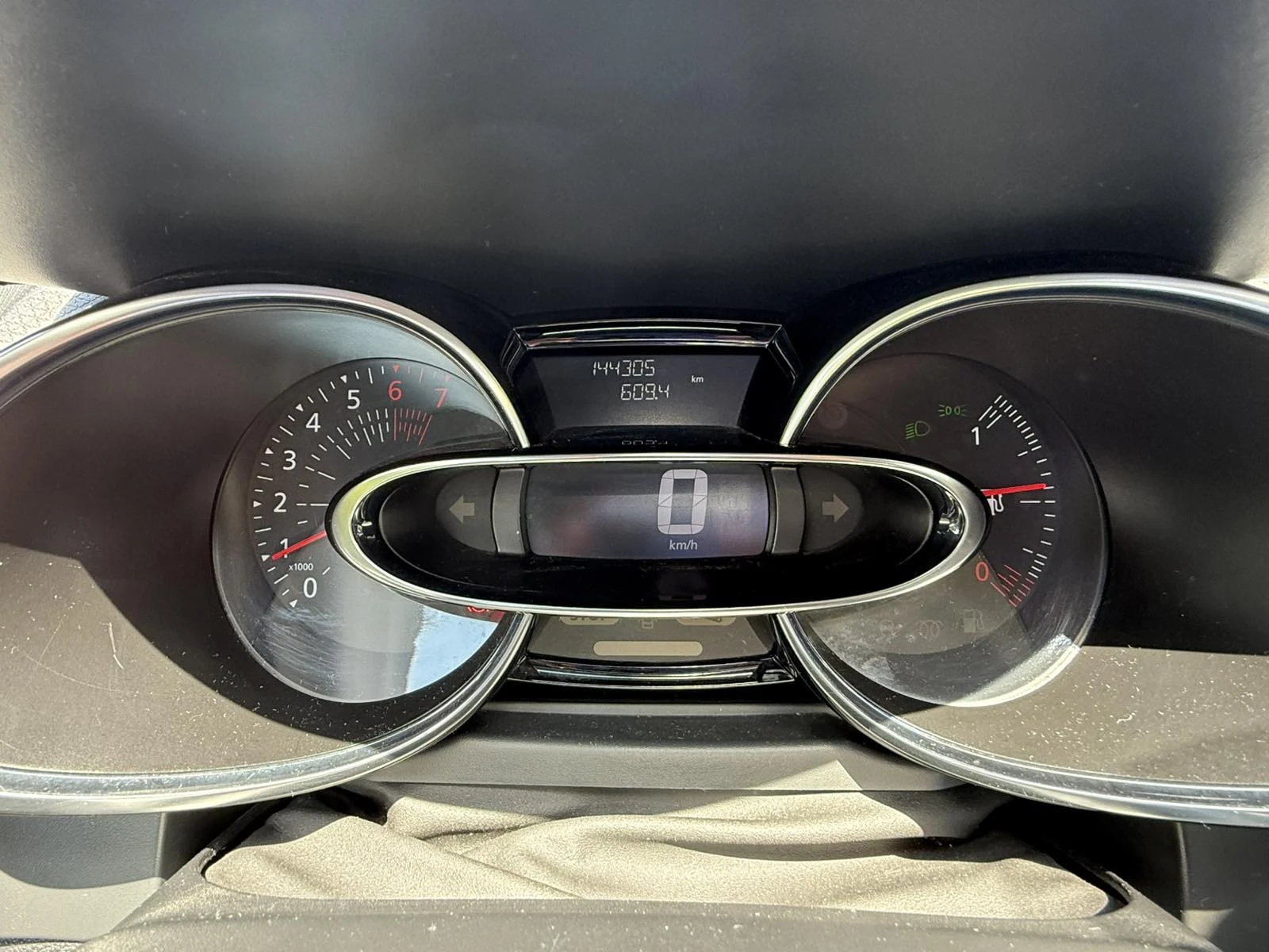 Renault Clio 11м.2018г , ГАЗ, ВСИЧКО ПЛАТЕНО, снимка 8 - Автомобили и джипове - 55523977