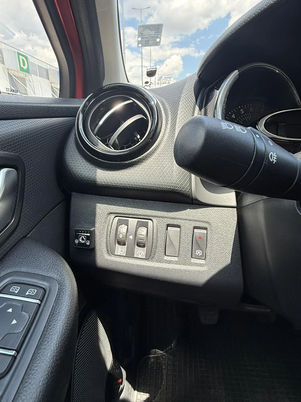 Renault Clio 11м.2018г , ГАЗ, ВСИЧКО ПЛАТЕНО, снимка 11 - Автомобили и джипове - 55523977