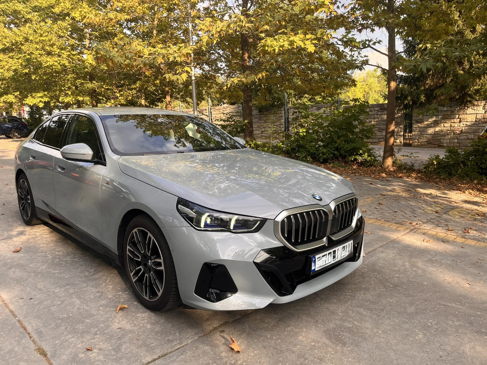 BMW 520 MSport | IconicGlow | HUD | 360 | HK, снимка 11 - Автомобили и джипове - 55803867