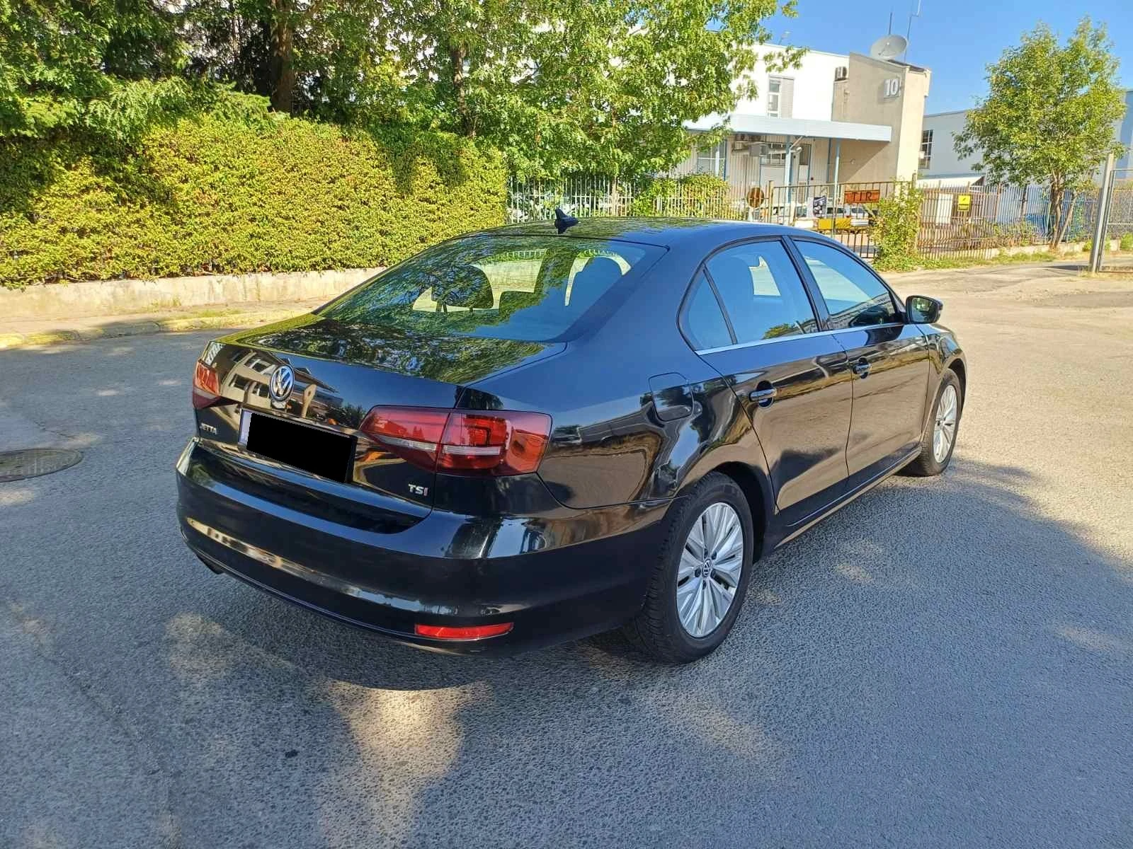 VW Jetta 1.4 TSI, снимка 7 - Автомобили и джипове - 56568038