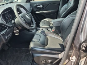 Jeep Cherokee Trailhawk | 2022 | 3.2 V6 | 271 hp| 4WD| 37 007 km, снимка 7