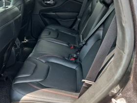Jeep Cherokee Trailhawk | 2022 | 3.2 V6 | 271 hp| 4WD| 37 007 km | Auto.bg — изображение 10