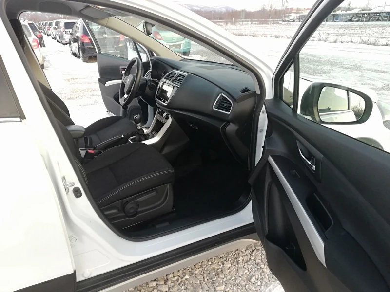 Suzuki SX4 S-Cross 1.4ti navi distronik kli, снимка 9 - Автомобили и джипове - 49205990