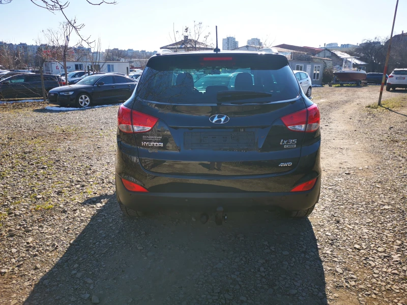 Hyundai IX35 2.0CRDi/Automatic/4x4/Panorama, снимка 5 - Автомобили и джипове - 49258502