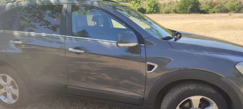 Chevrolet Captiva, снимка 2 - Автомобили и джипове - 51709563