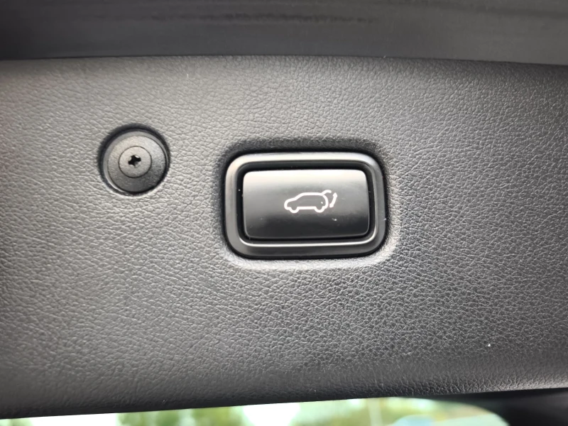 Kia Sportage 2.0CRDI 4X4 GT LINE 185KC 104000KM, снимка 15 - Автомобили и джипове - 52283019