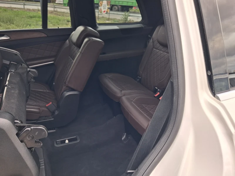 Mercedes-Benz GL 500 Европейски, designo, bang&olufsen, OFFROAD пакет, снимка 10 - Автомобили и джипове - 52320900