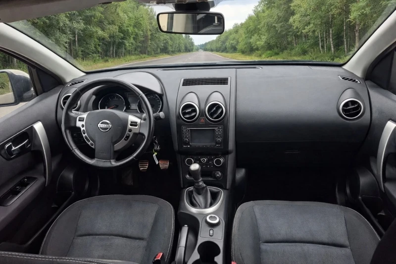 Nissan Qashqai, снимка 3 - Автомобили и джипове - 53115164