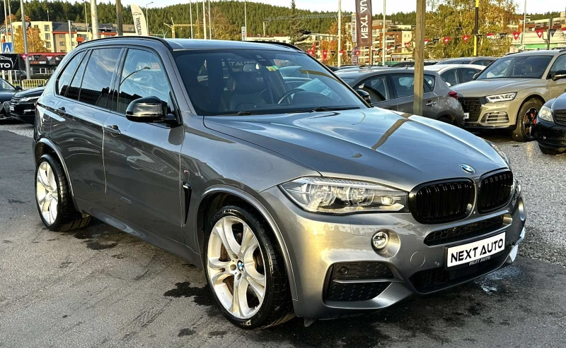 BMW X5 M 50D 381HP HUD DISTRONIC BLIND SPOT LANE ASSIST, снимка 3 - Автомобили и джипове - 53167328