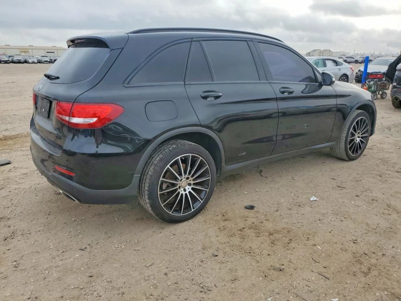 Mercedes-Benz GLC 300, снимка 3 - Автомобили и джипове - 53515609