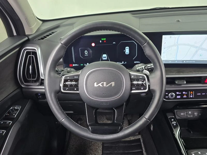 Kia Sorento Diesel 2.2 4WD| 202к.с., снимка 13 - Автомобили и джипове - 56126556