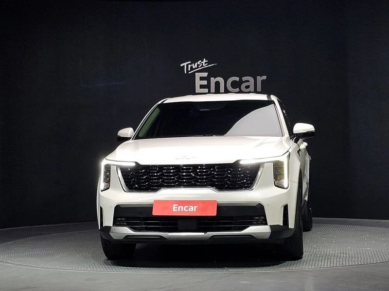 Kia Sorento Diesel 2.2 4WD| 202к.с., снимка 3 - Автомобили и джипове - 56126556