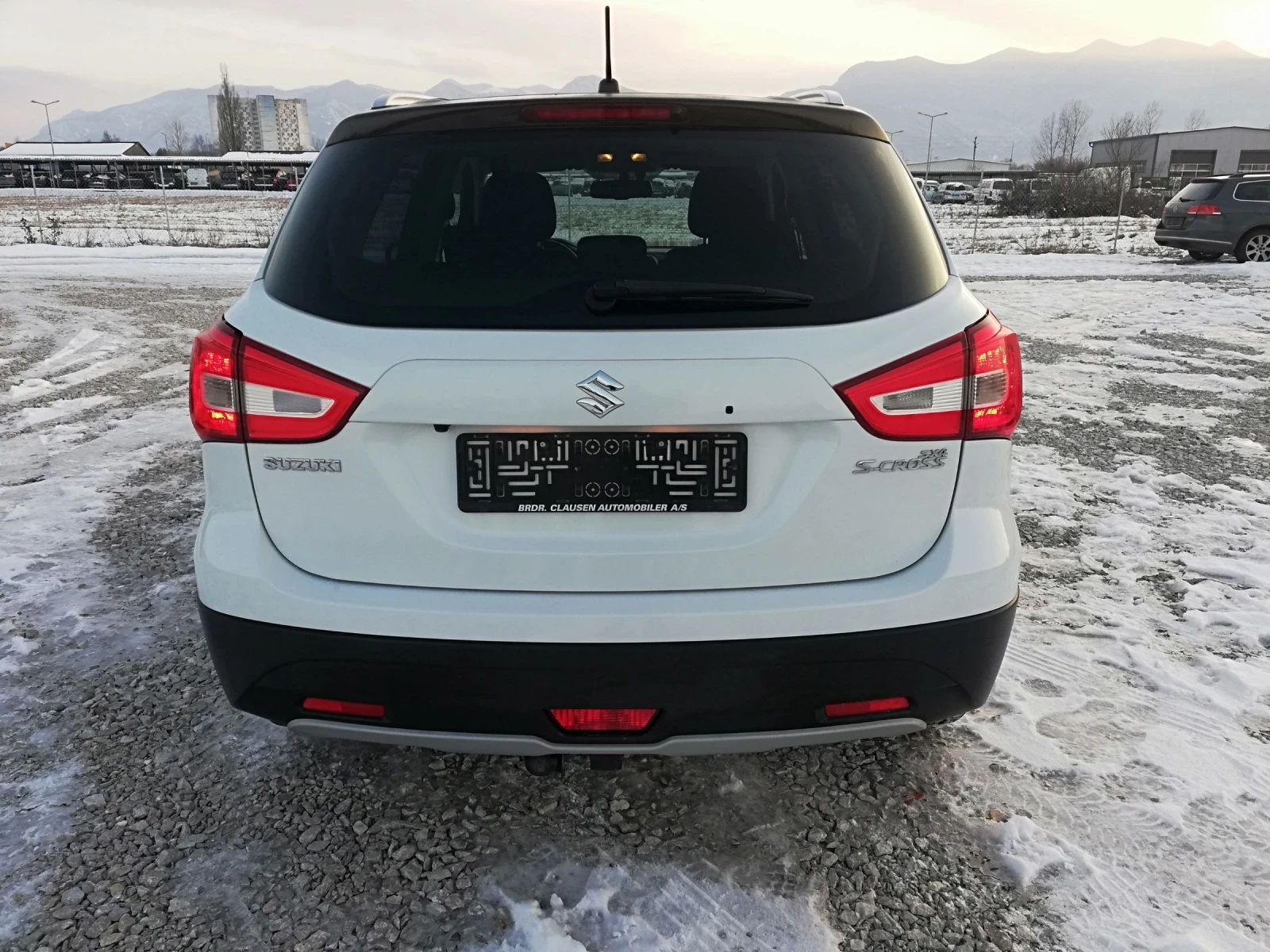 Suzuki SX4 S-Cross 1.4ti navi distronik kli - изображение 8