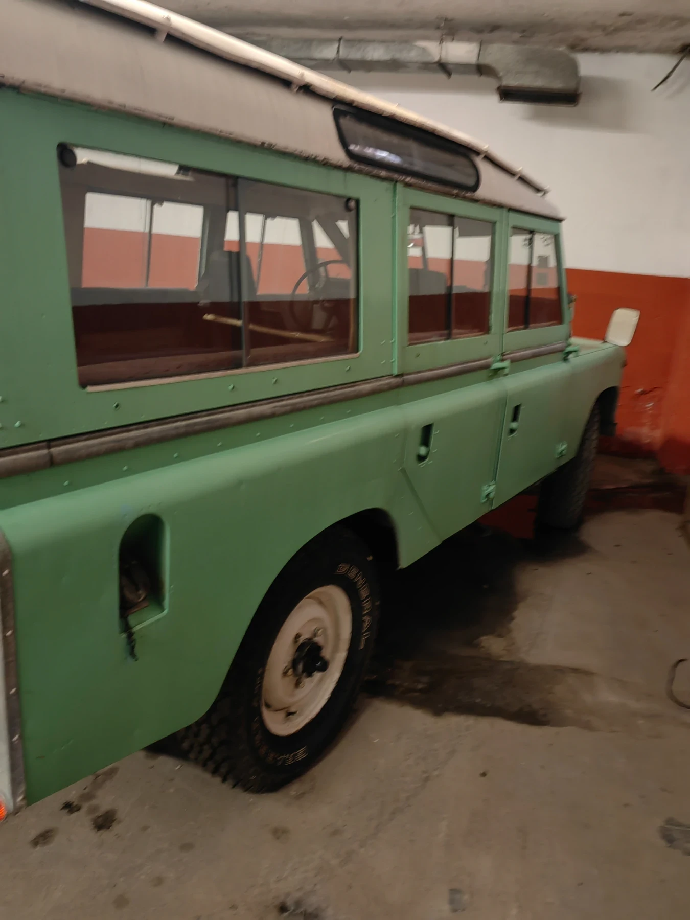 Land Rover Defender  - изображение 8