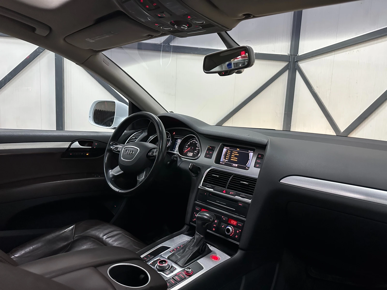 Audi Q7 3.0 TFSI* 333* ПОДГРЕВ* ПАНОРАМА* ПРУЖИНИ* LED*  - изображение 10