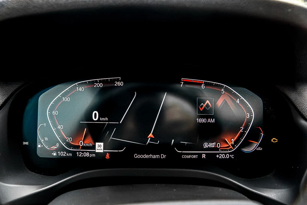 BMW X4 xDrive30i* Pano* Подгрев* Камера* HUD - изображение 9
