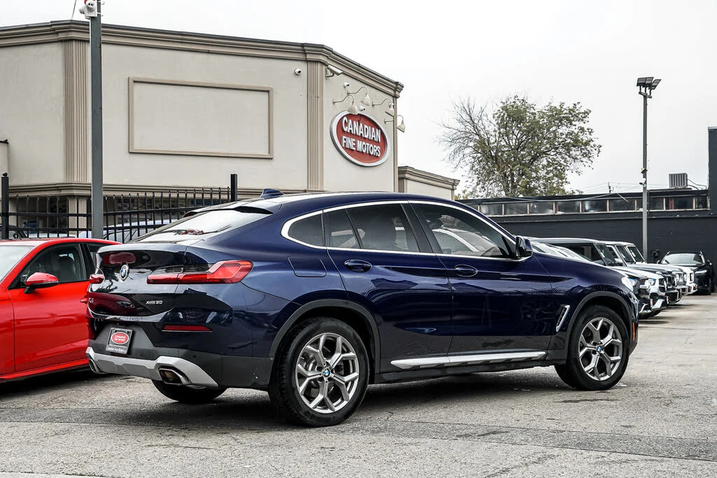 BMW X4 xDrive30i* Pano* Подгрев* Камера* HUD - изображение 3