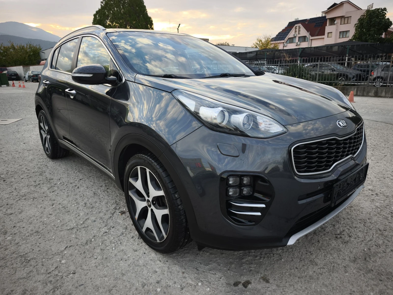 Kia Sportage 2.0CRDI 4X4 GT LINE 185KC 104000KM - изображение 3