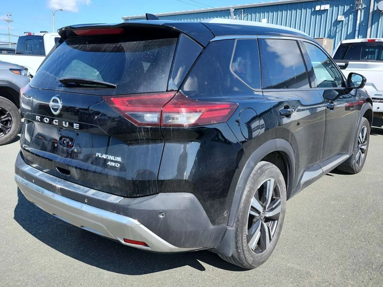 Nissan Rogue  | PLATINUM | AWD | HEAD-UP | PANO , снимка 3 - Автомобили и джипове - 54453037