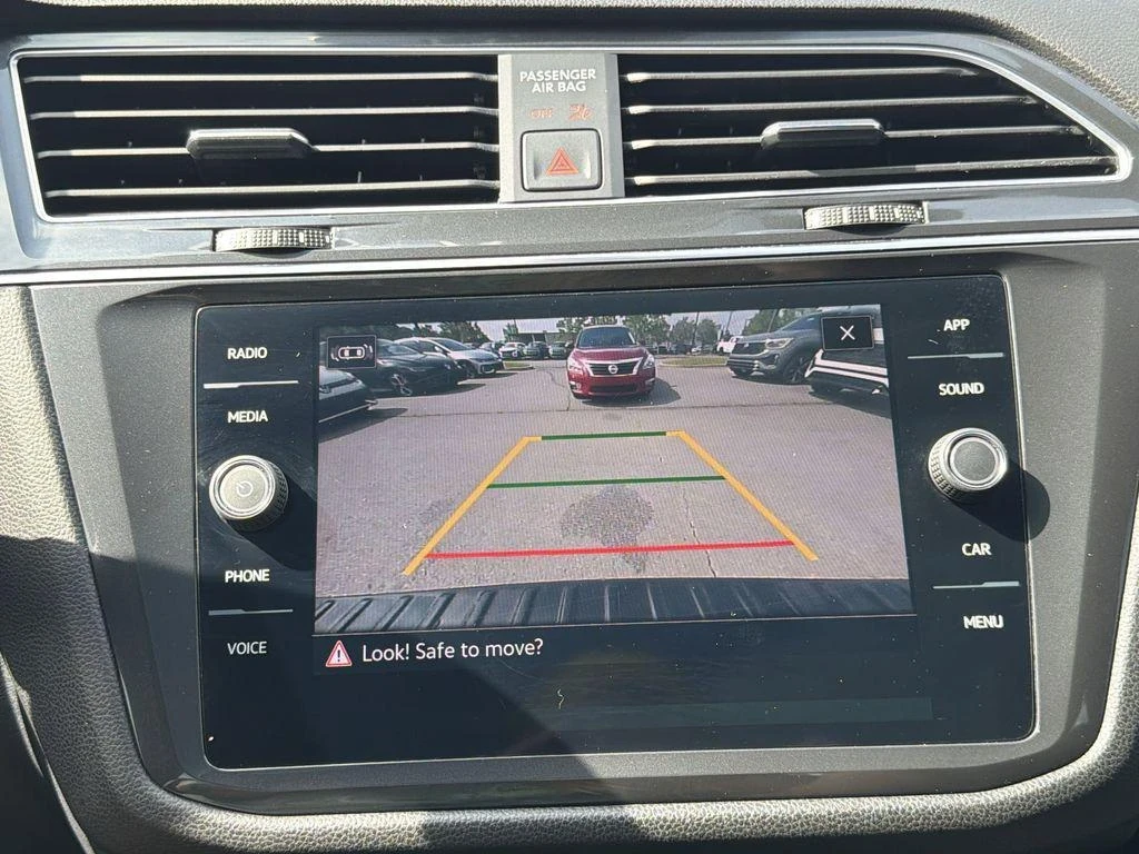 VW Tiguan R-Line, снимка 14 - Автомобили и джипове - 54783132