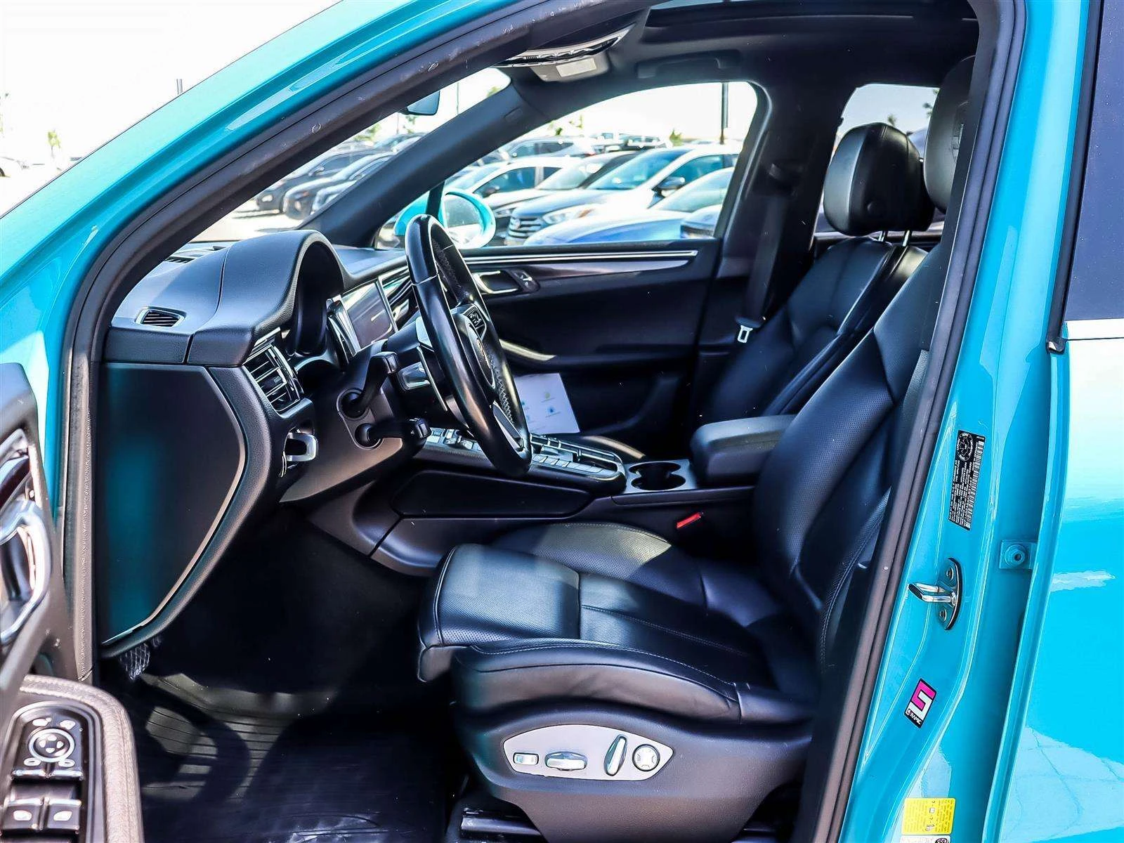 Porsche Macan S  / DISTRONIC / MATRIX / BOSE / ЦЕНА ДО БЪЛГАРИЯ, снимка 7 - Автомобили и джипове - 54980895