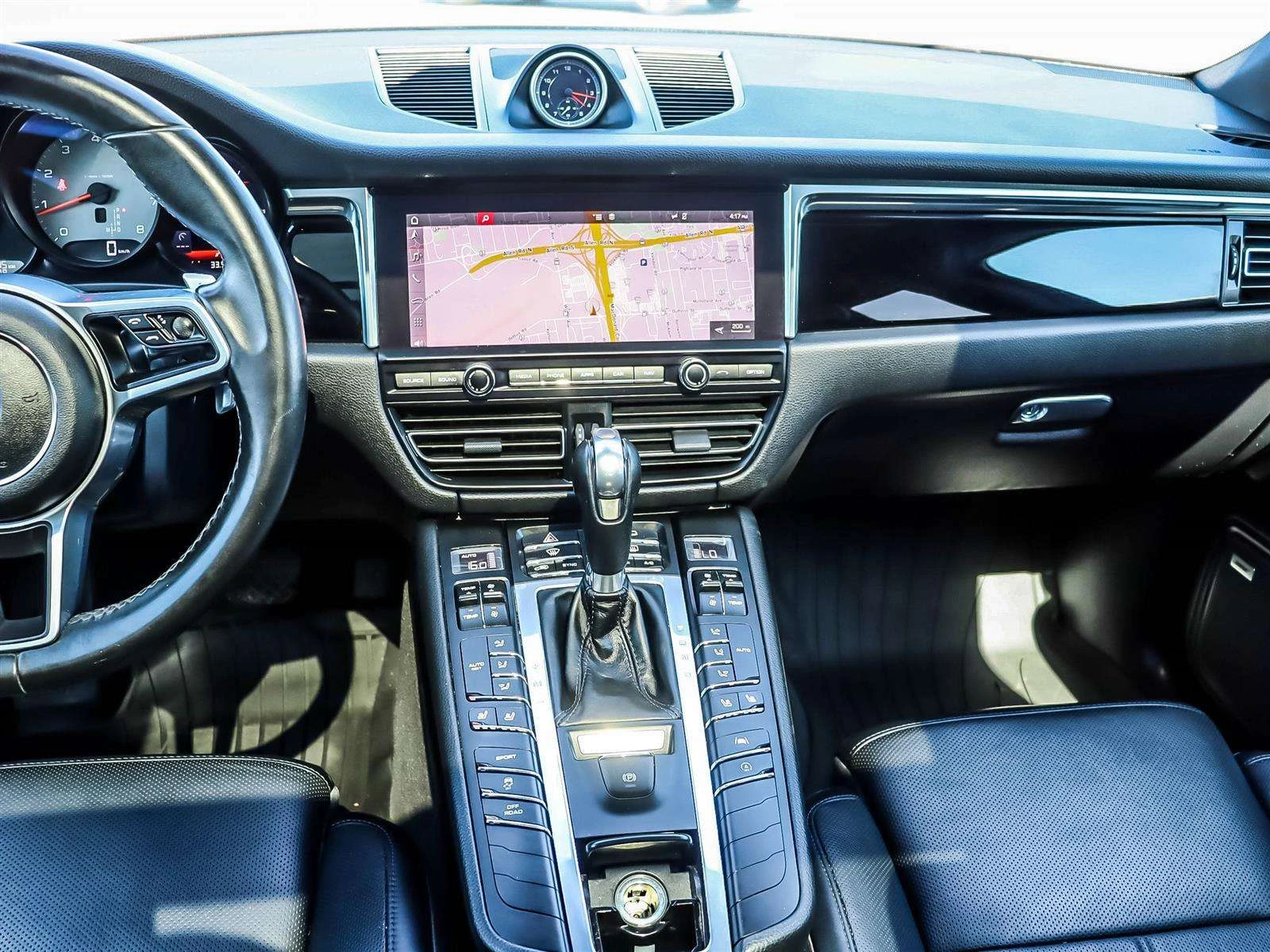Porsche Macan S  / DISTRONIC / MATRIX / BOSE / ЦЕНА ДО БЪЛГАРИЯ, снимка 10 - Автомобили и джипове - 54980895