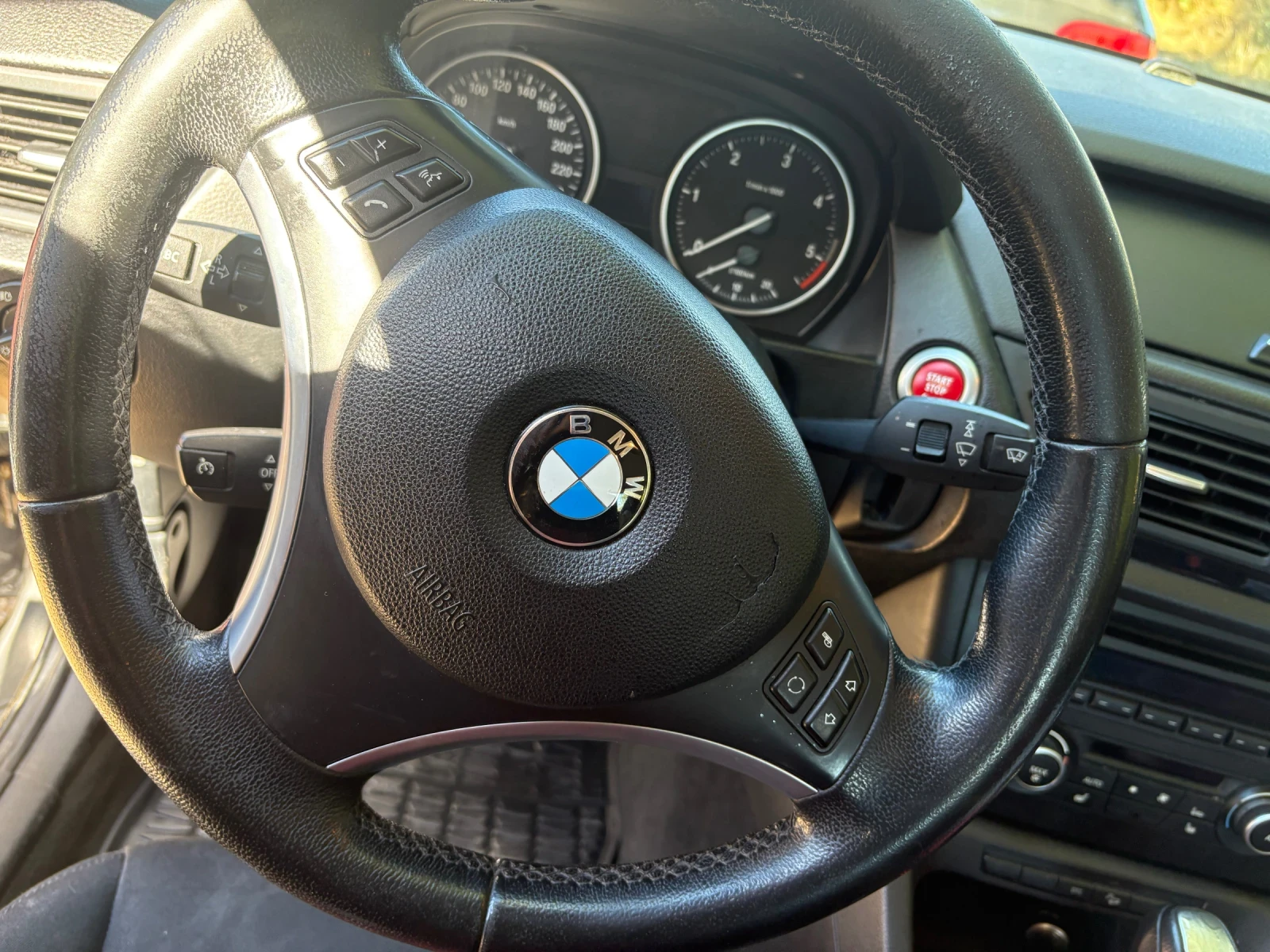 BMW X1, снимка 6 - Автомобили и джипове - 56376955