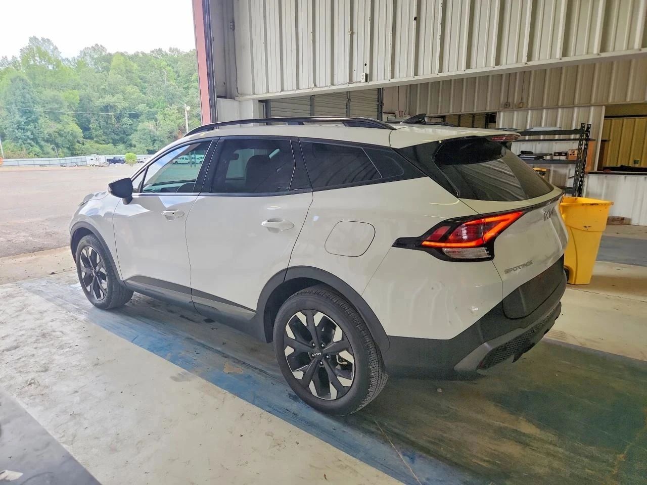 Kia Sportage, снимка 2 - Автомобили и джипове - 56710775