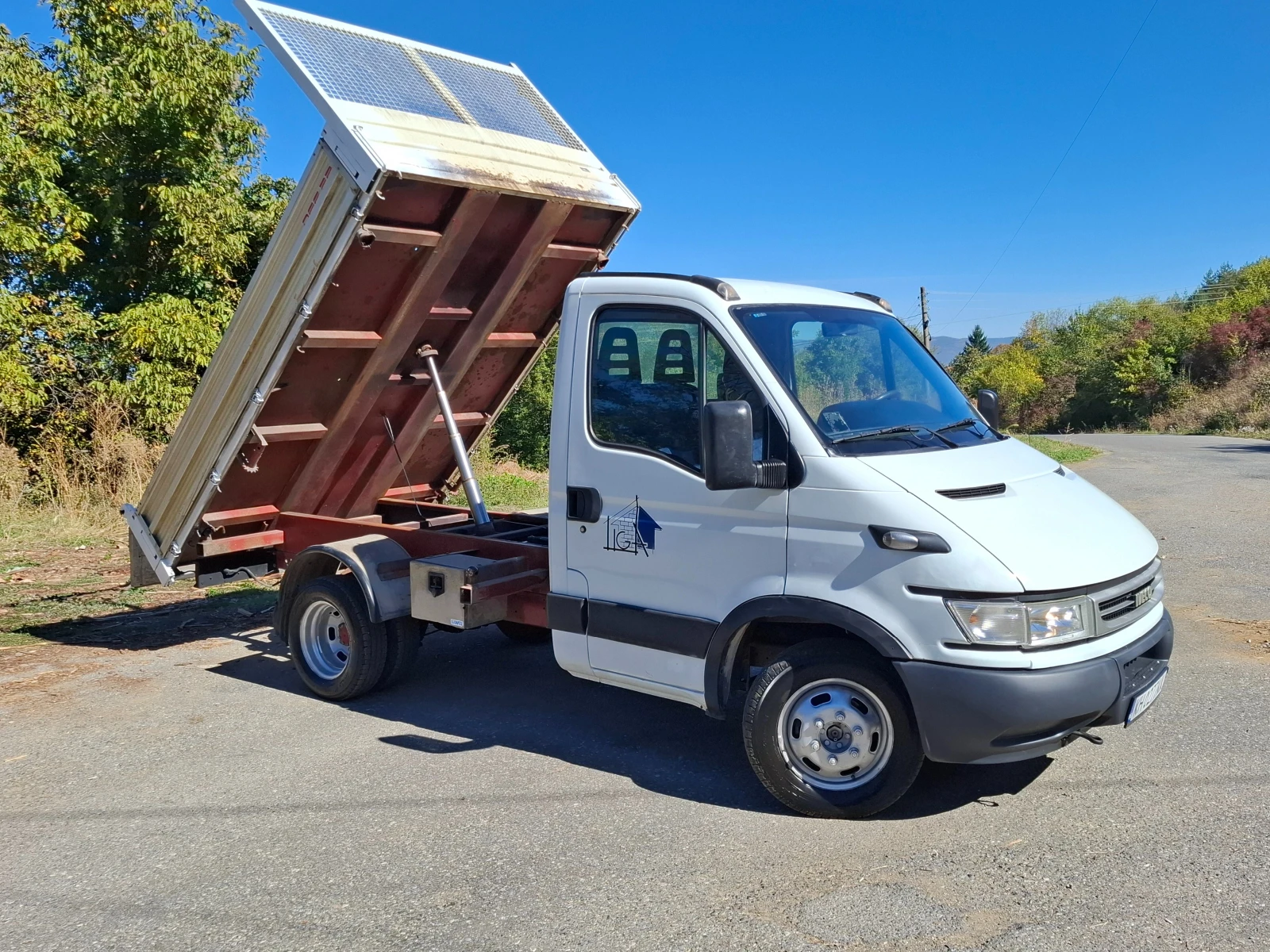 Iveco 3512 Самосвал КЛИМА, снимка 2 - Бусове и автобуси - 56348229