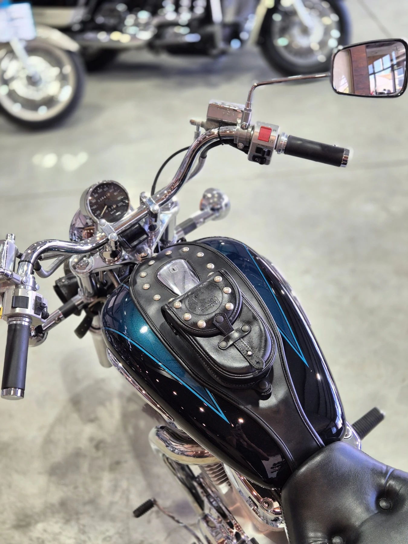 Suzuki Intruder VS 1400 5 скорости! А2 кат. Нов внос от ШВЕЙЦАРИЯ!, снимка 17 - Мотоциклети и мототехника - 55991299