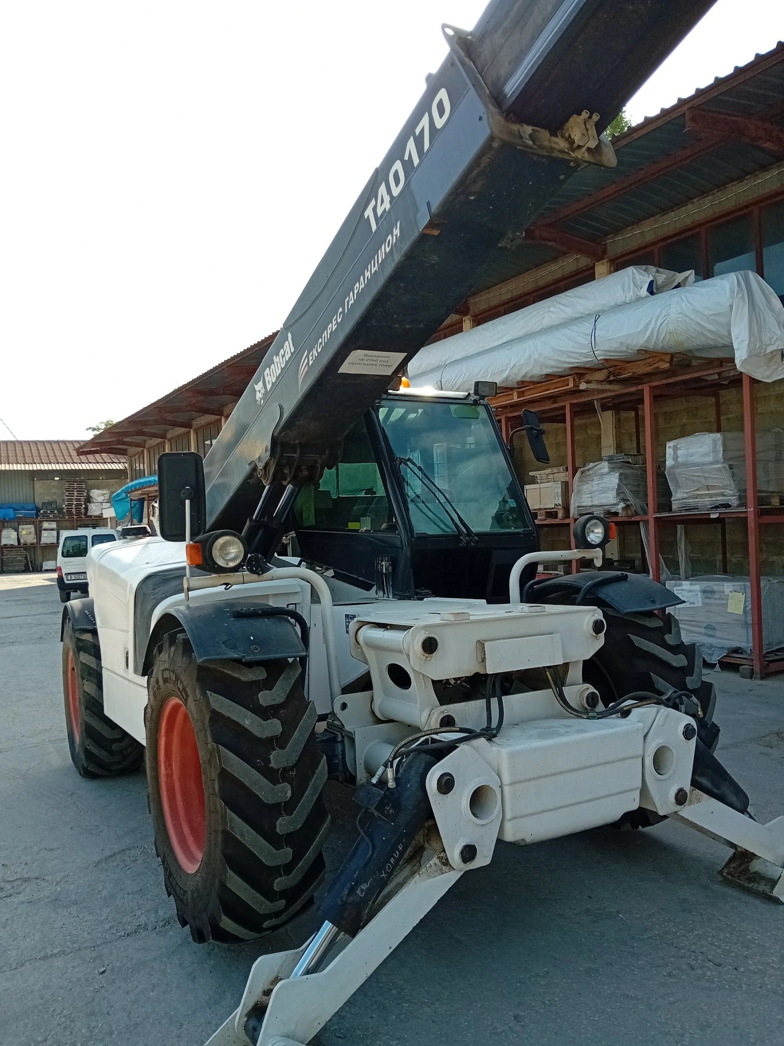   Bobcat  40 170 | Mobile.bg   15