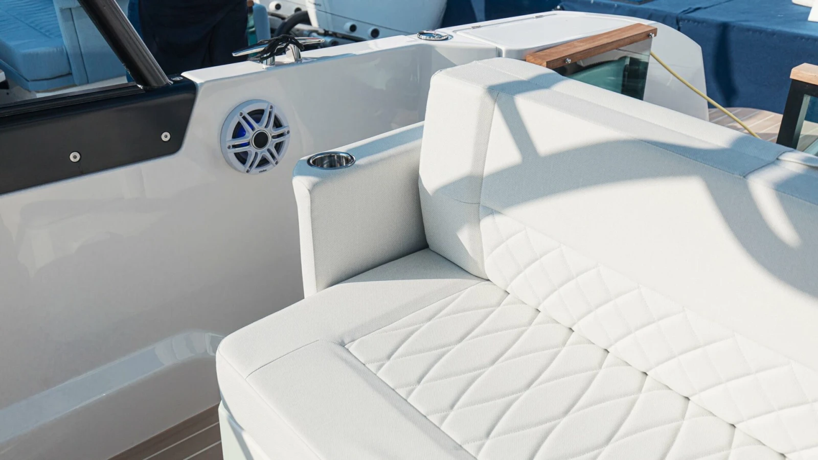 Моторна яхта Saxdor 270 GTO - SMART EDITION - изображение 5