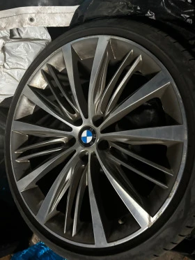        245/35R21  BMW