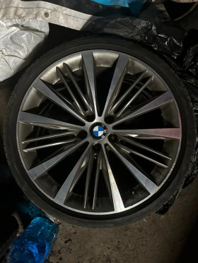        245/35R21  BMW