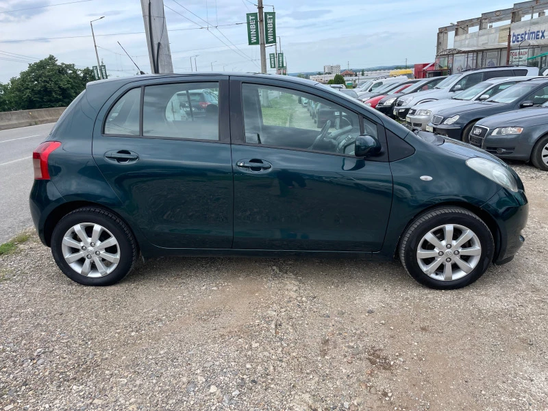 Toyota Yaris 1.3VVT-I-ITALIA, снимка 4 - Автомобили и джипове - 41003472